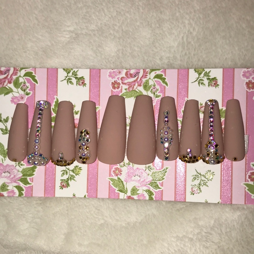 Matte Nude Press On Nails